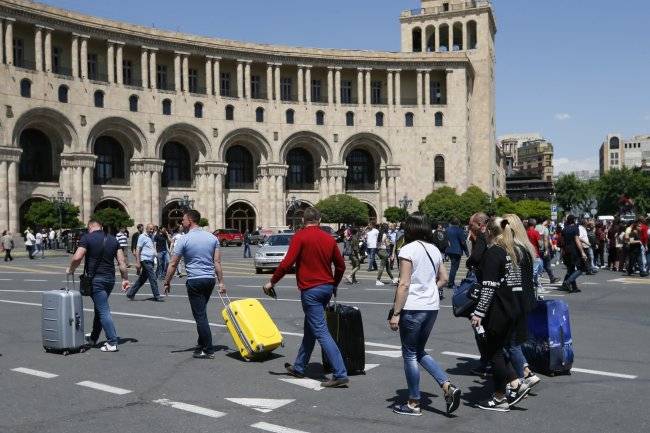 «Ռելոկացիայի» 3 փուլերը, պրակտիկ խնդիրներն ու տնտեսական հետևանքները 3 «Ռելոկացիայի» 3 փուլերը, պրակտիկ խնդիրներն ու տնտեսական հետևանքները
