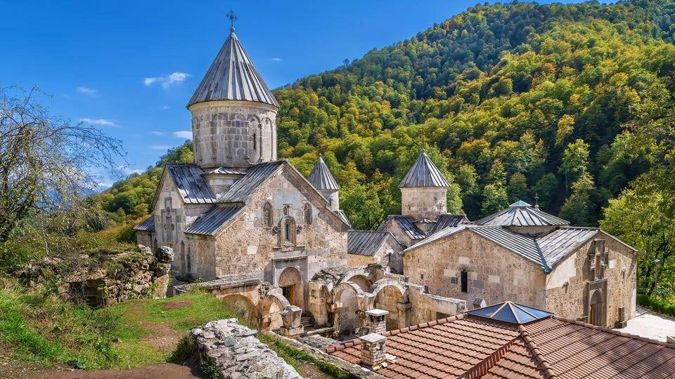 Հայաստանի բնության հրաշալիքներից 2-ն ընդգրկվել են Forbes-ի առաջարկների ցանկում