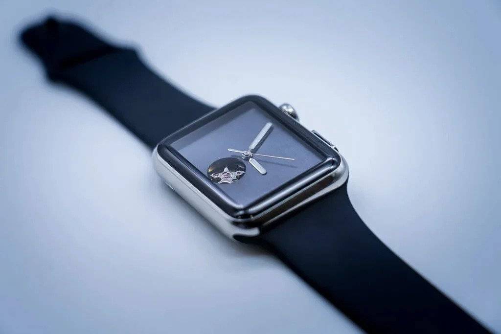 Ստեղծվել է աշխարհում առաջին Apple Watch-ը՝ «անվերջանալի» լիցքավորմամբ 2 Ստեղծվել է աշխարհում առաջին Apple Watch-ը՝ «անվերջանալի» լիցքավորմամբ