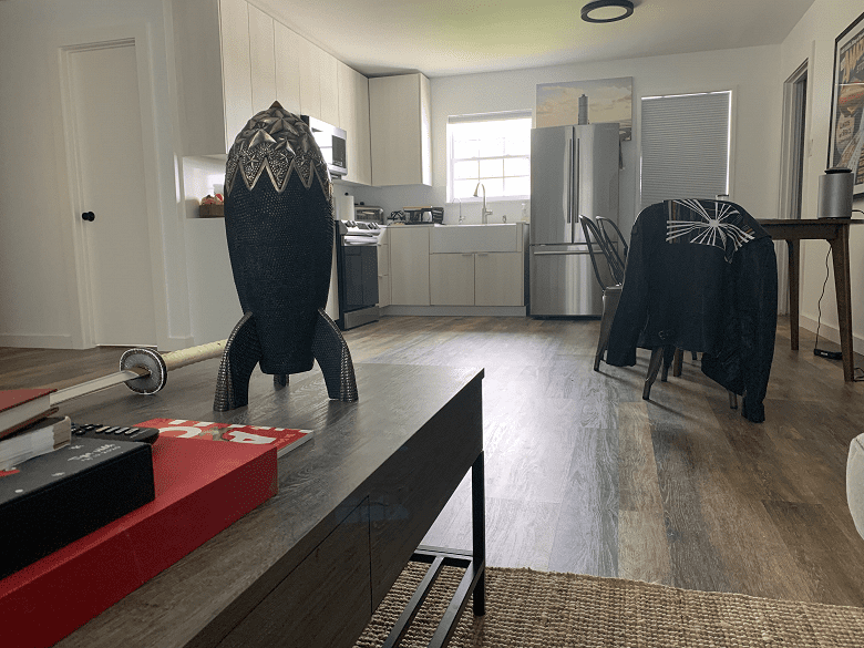 Իլոն Մասկի կենսագիրը ցույց է տվել միլիարդատիրոջ փոքրիկ տան լուսանկարը ներսից 1 Իլոն Մասկի կենսագիրը ցույց է տվել միլիարդատիրոջ փոքրիկ տան լուսանկարը ներսից