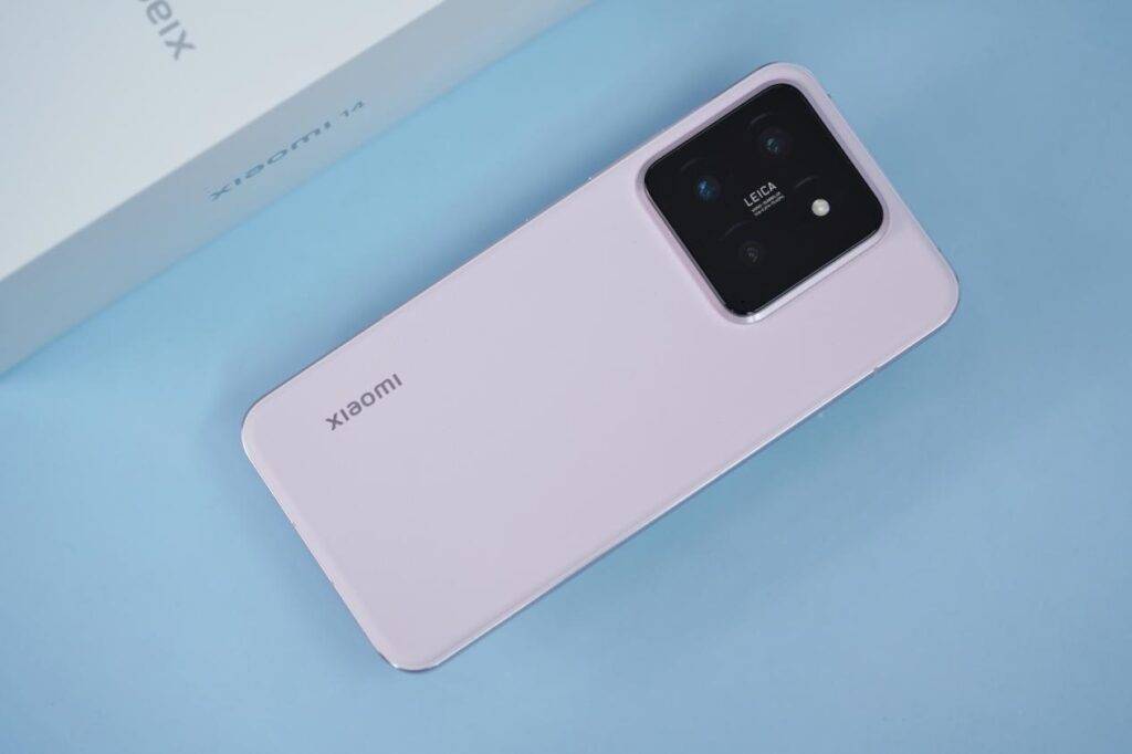 Ինչ տեսք ունի Xiaomi 14 առաջադեմ սմարթֆոնն իրականում
