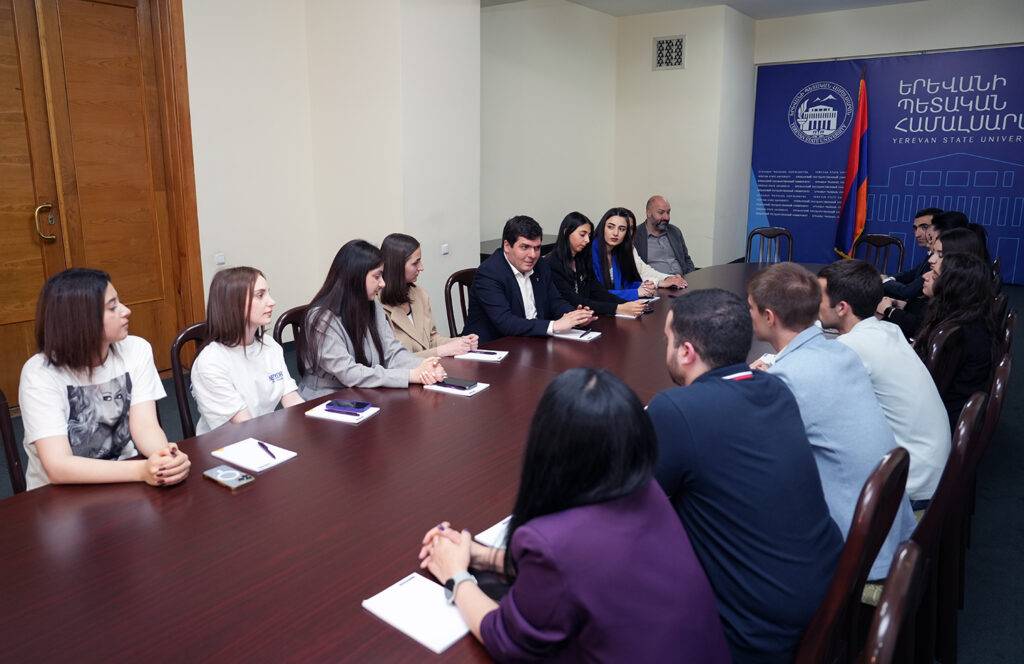 Ուսանողների օրը՝ Բիբլոս Բանկ Արմենիայի կրթաթոշակ ստացած ուսանողների հետ