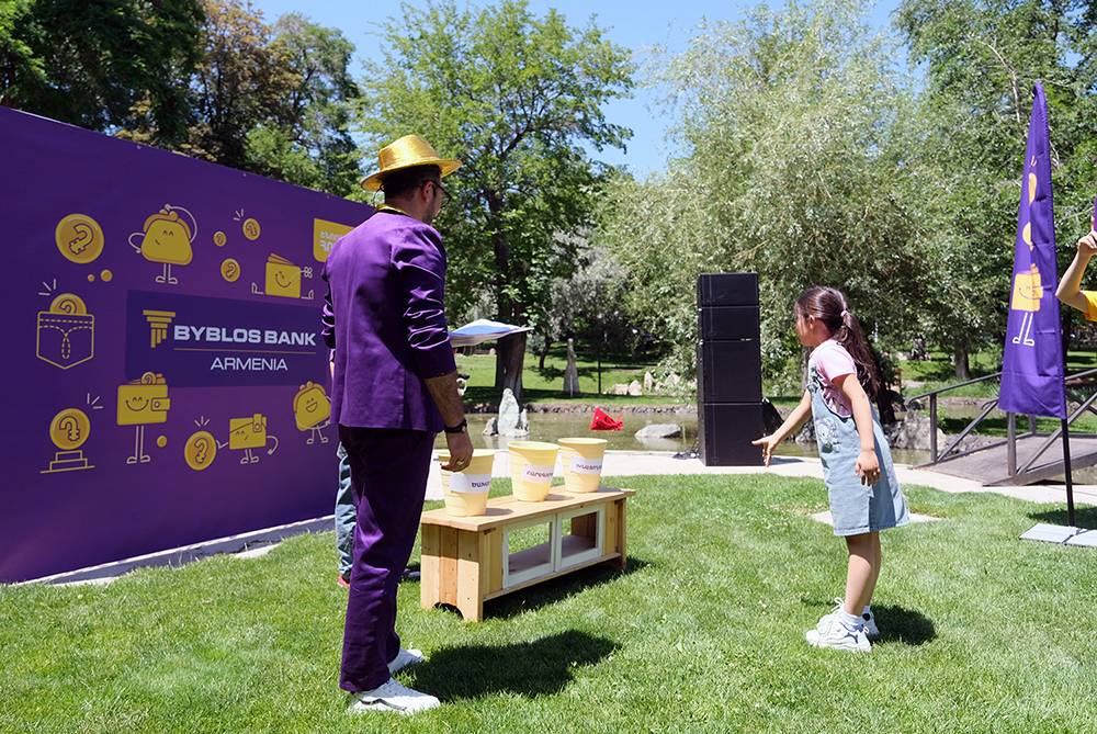 Երեխաները՝ միշտ կենտրոնում․ Բիբլոս Բանկ Արմենիայի հունիսմեկյան նվերը փոքրիկներին 13 Երեխաները՝ միշտ կենտրոնում․ Բիբլոս Բանկ Արմենիայի հունիսմեկյան նվերը փոքրիկներին