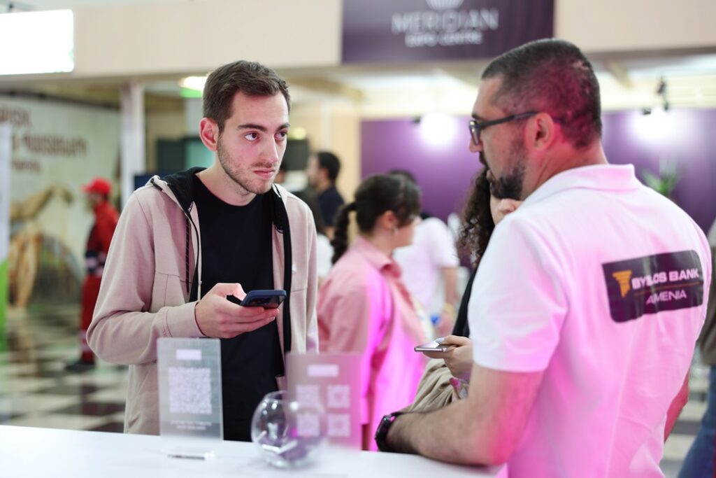 Բիբլոս Բանկ Արմենիան CCF 2K25-ի մասնակիցներին դիմավորեց բիզնես ֆոտոանկյունում