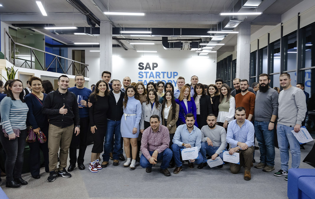 8 ստարտափ ավարտեցին SAP Startup Factory-ն
