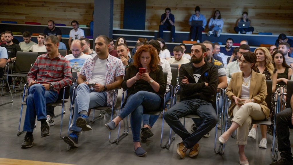 Synergy Armenia Hackathon-ի հաղթողները հայտնի են. նրանք գնահատվել են ըստ նորարարության, կրեատիվության և բիզնես արժեքի