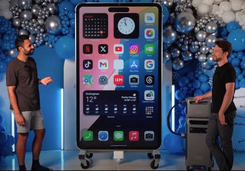 Բլոգերները կառուցել են iPhone 15 Pro Max-ի երկու մետրանոց կրկնօրինակը