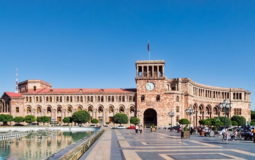 Միջին ամսական աշխատավարձը Հայաստանում մոտենում է 300.000-ի