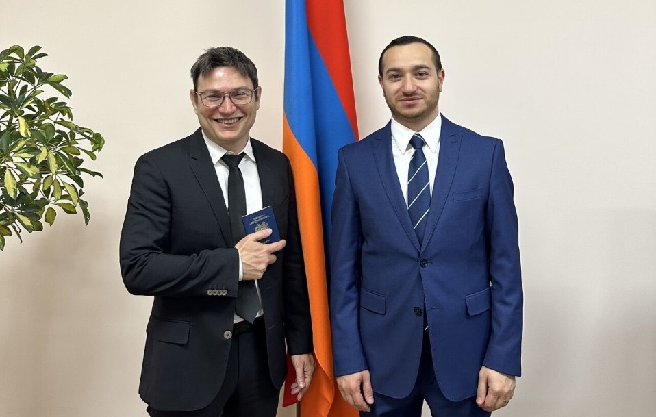 Սիլիկոնյան հովտի ամենաազդեցիկ հայերից մեկին՝ Ռազմիկ Հովակիմյանին, շնորհվել է ՀՀ քաղաքացիություն